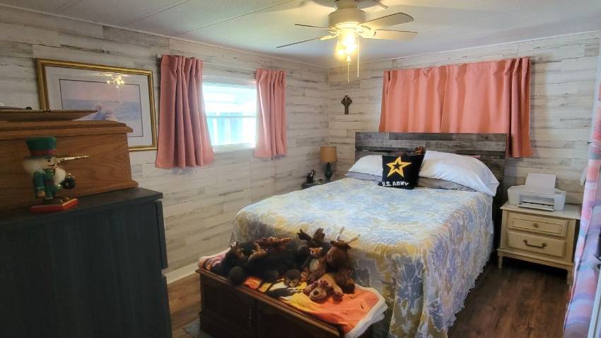 165 Juniper Drive West a Dundee, FL Mobile or Manufactured Home for Sale